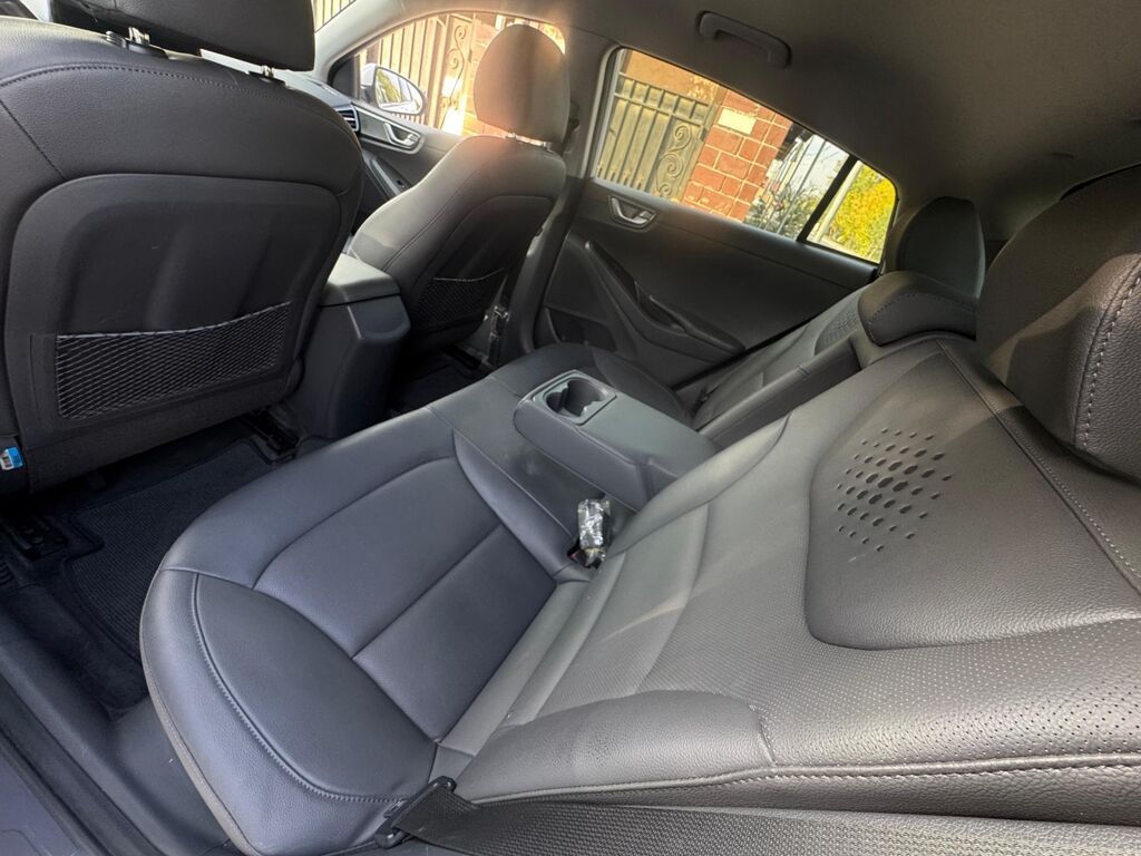 Hyundai Ioniq: 2019 г., 1.6 л, Автомат, Гибрид, Седан: фото 8