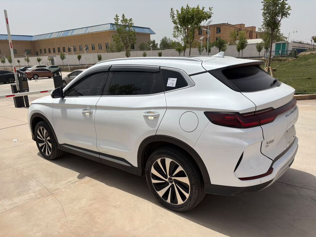 BYD Song Plus: 2023 г., 0.1 л, Автомат, Электромобиль, Кроссовер: фото 7