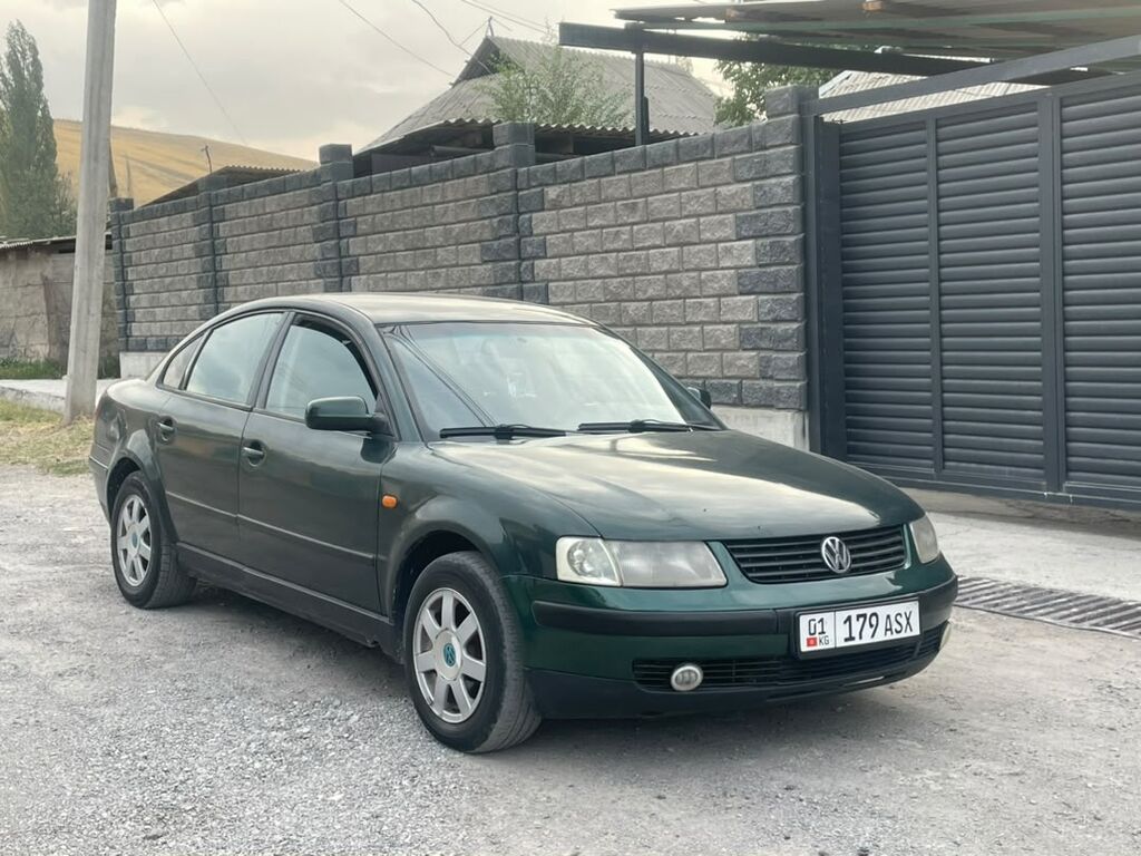 Volkswagen Passat: 1997 г., 1.7 л, Механика, Бензин, Седан: фото 1