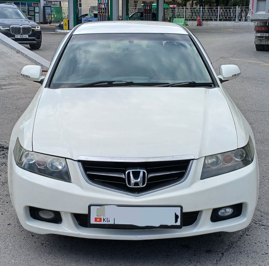 Honda Accord: 2002 г., 2 л, Автомат, Бензин, Седан: фото 1