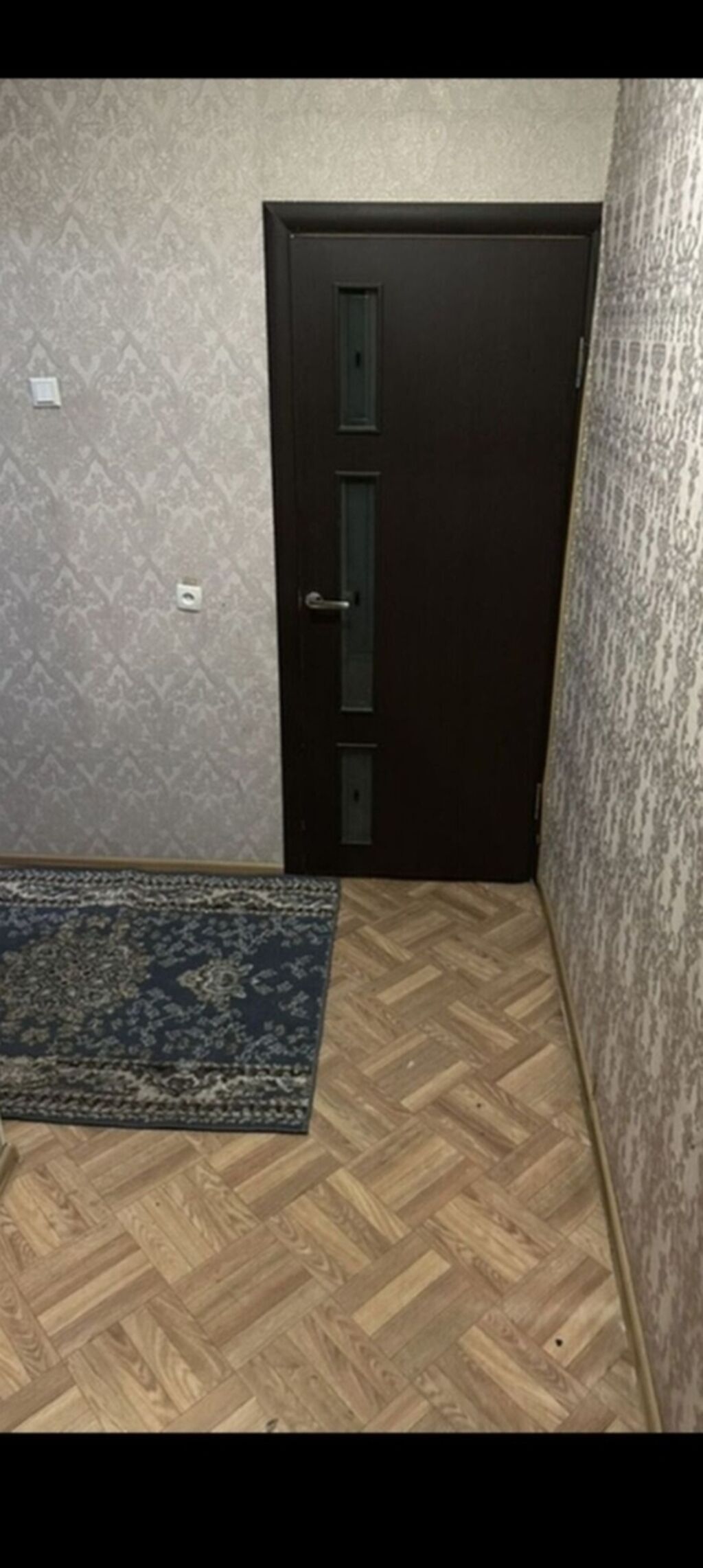 Сдаю квартиру 8мкр с мебелью и техникой 1кв - Планировка: отдельная: фото 4