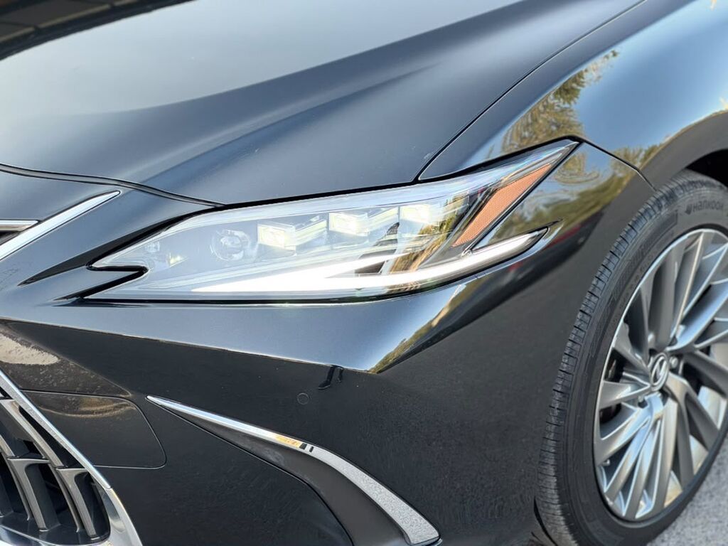 Lexus ES: 2023 г., 2.5 л, Автомат, Гибрид, Седан: фото 6