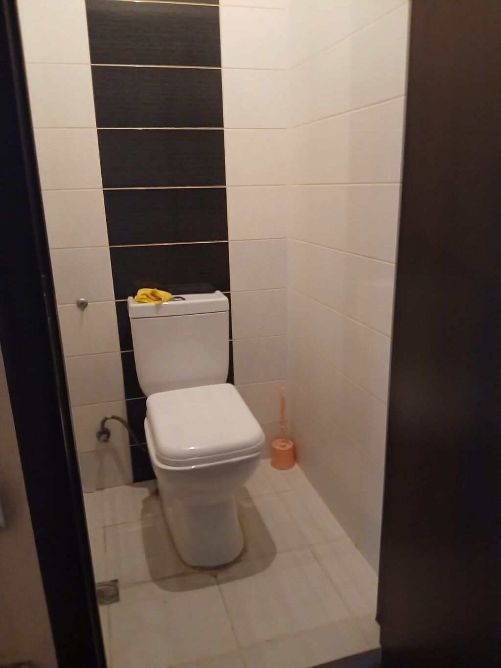 1 NEFER OTAQ YOLDASI XANIM AXTARILIR KOMUNAL DAXIL 150 AZN 2 otaqlı