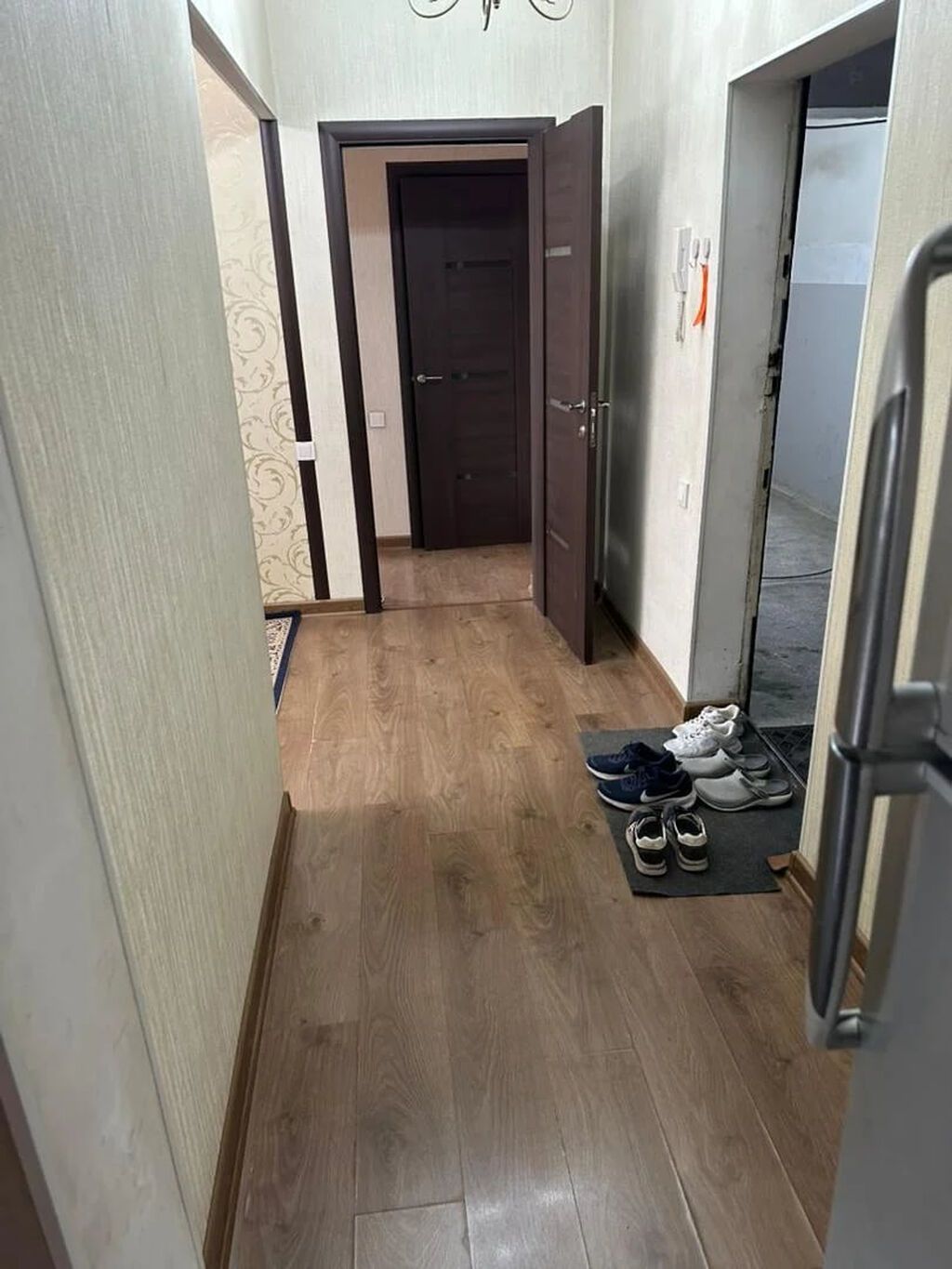 2 комнаты, 42 м², 8 мкр 105 серия, 6 этаж, Старый ремонт: фото 6