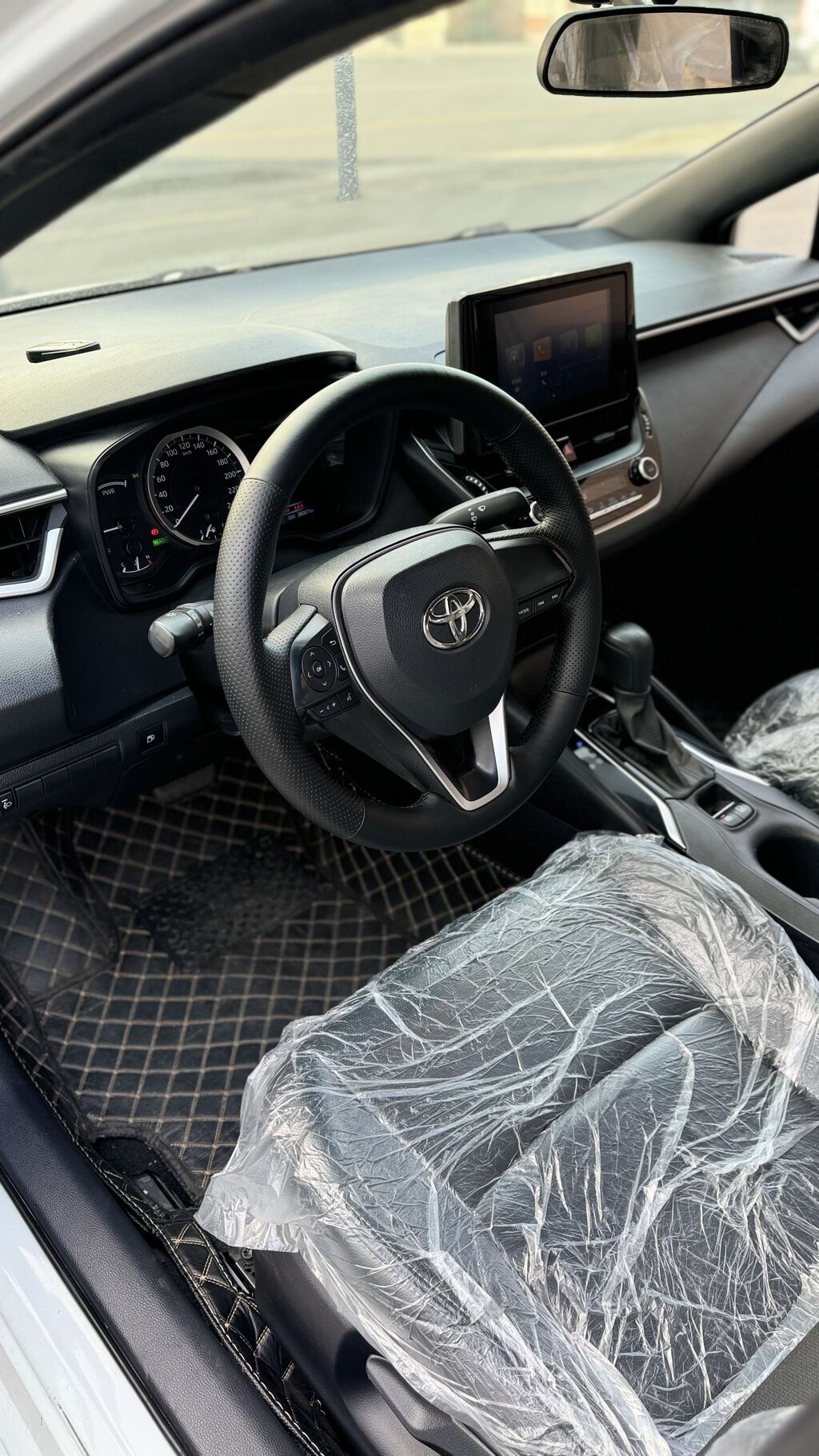 Toyota Levin: 2022 г., Гибрид, Седан: фото 5