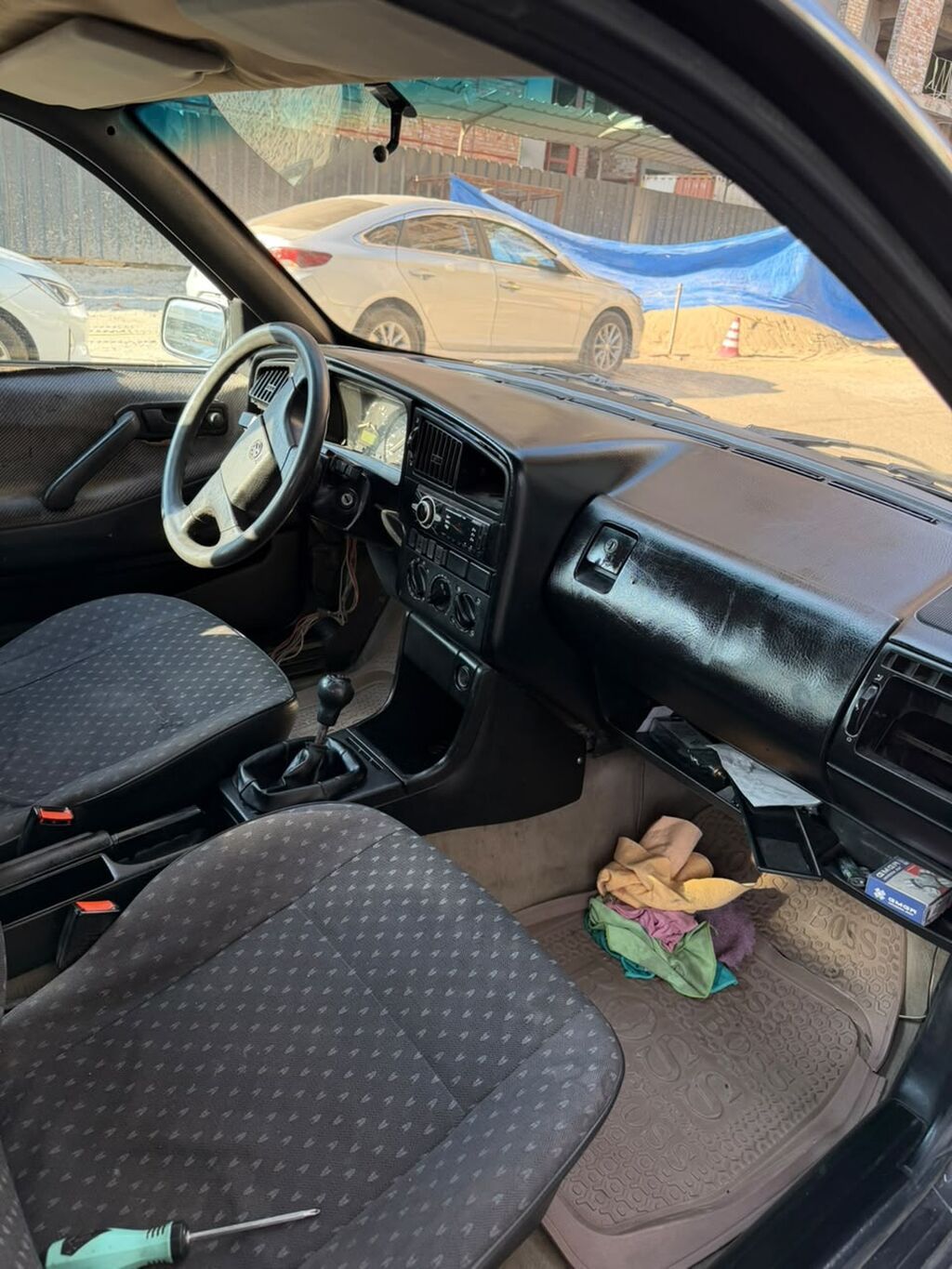 Volkswagen Passat: 1989 г., Механика, Седан: фото 4