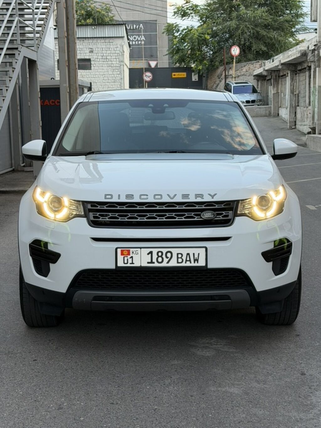 Land Rover Discovery Sport: 2019 г., 2 л, Автомат, Дизель, Кроссовер — фото 3