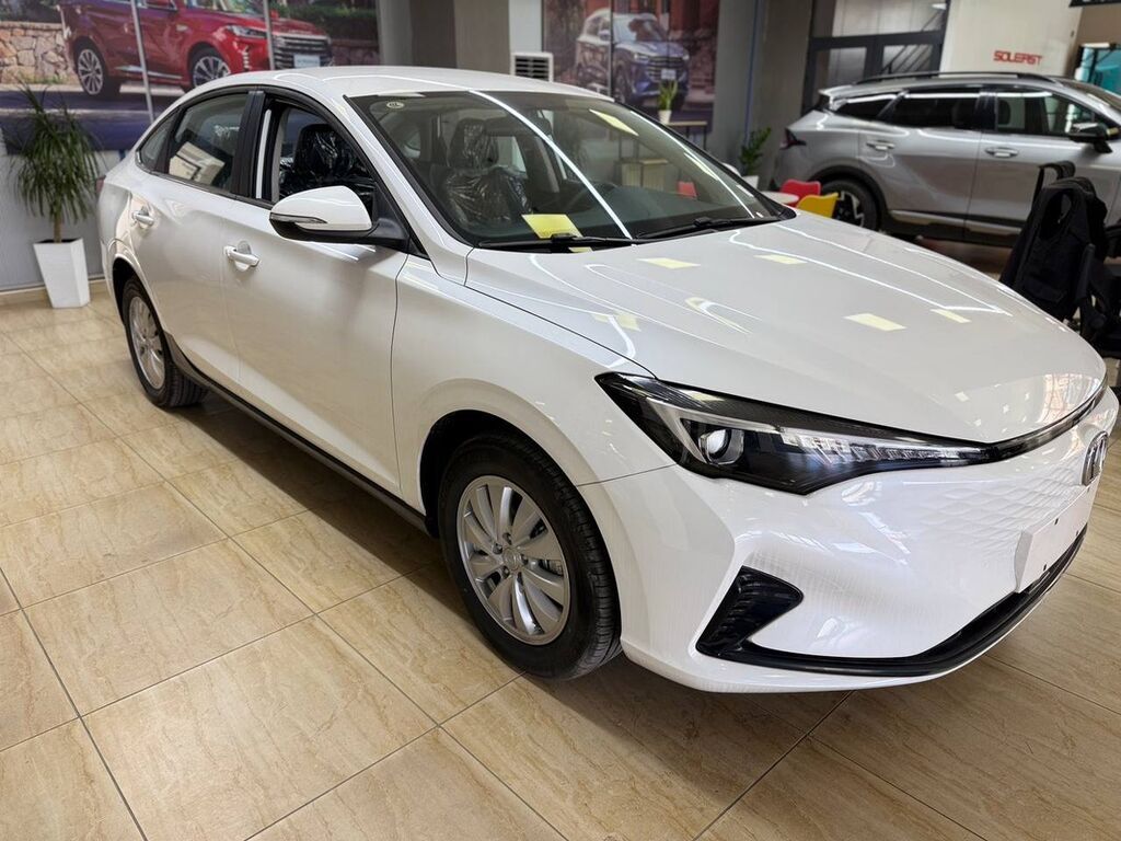 Changan Eado Plus: 2022 г., Седан: фото 2