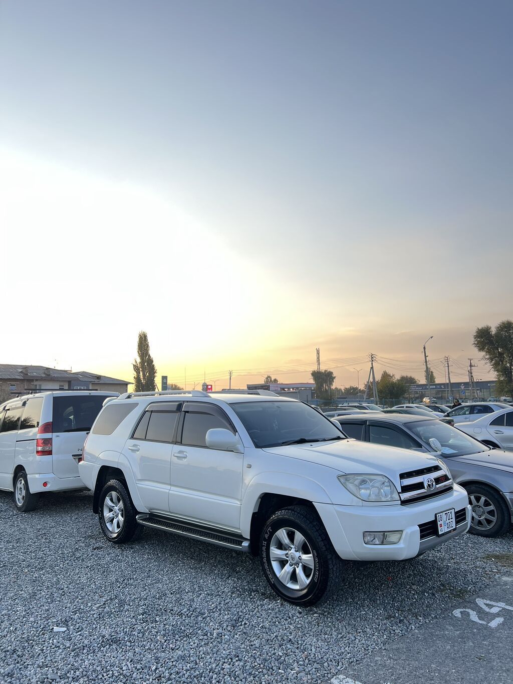 Toyota Hilux Surf: 2004 г., 2.7 л, Автомат, Бензин, Внедорожник: фото 1