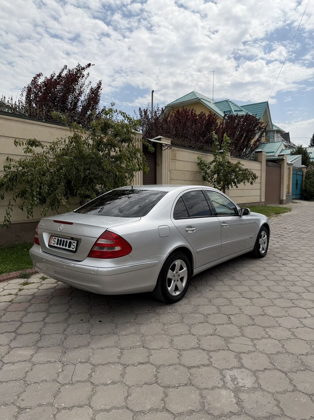 Mercedes-Benz E-Class: 2004 г., 3.2 л, Автомат, Бензин, Седан: фото 3