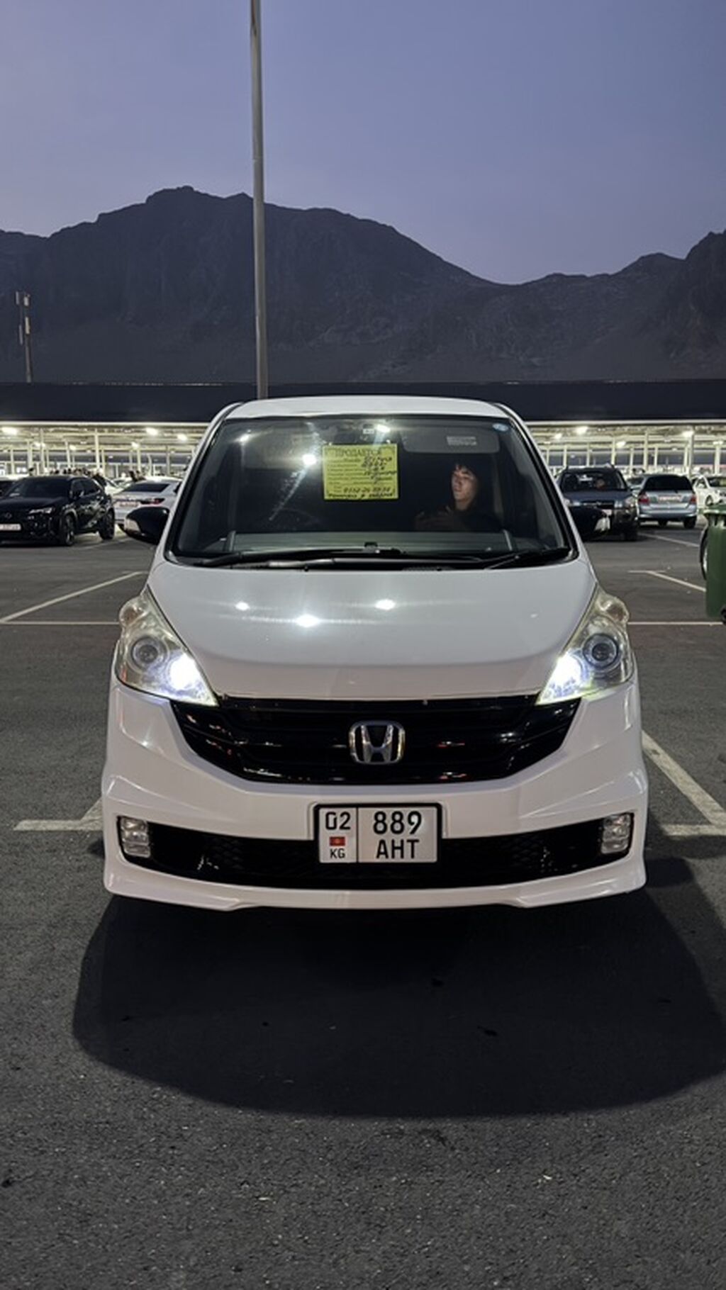 Honda Stepwgn: 2008 г., 2 л, Автомат, Бензин, Минивэн: фото 1