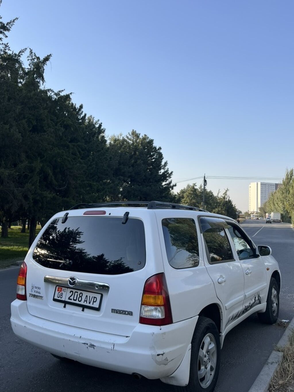 Mazda Tribute: 2002 г., 2 л, Автомат, Газ, Кроссовер: фото 8
