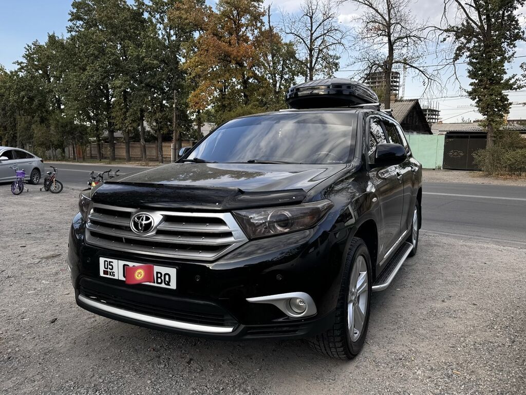 Toyota Highlander: 2012 г., 3.5 л, Автомат, Бензин, Внедорожник: фото 3