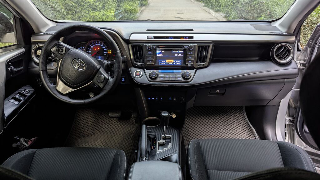Toyota RAV4: 2013 г., 2 л, Вариатор, Бензин, Кроссовер: фото 6