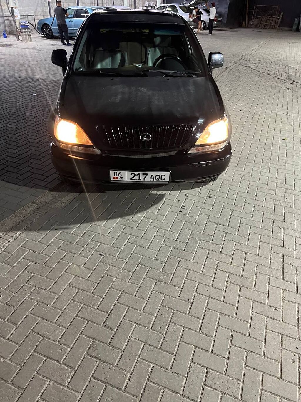 Lexus RX: 1999 г., 3 л, Автомат, Бензин, Кроссовер: фото 3