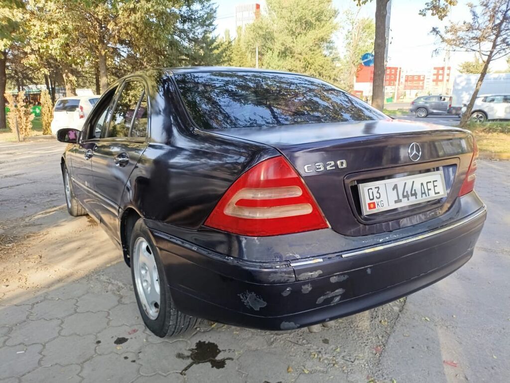 Mercedes-Benz C-Class: 2000 г., 3.2 л, Автомат, Газ, Седан: фото 2