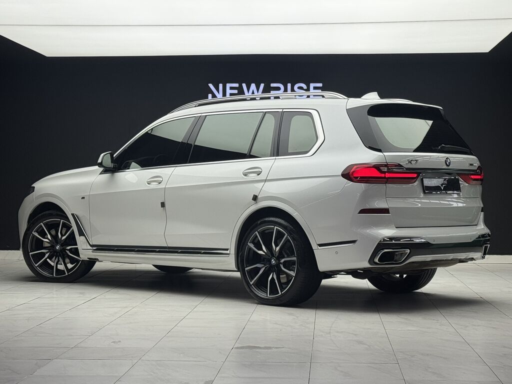 BMW X7: 2020 г., 3 л, Автомат, Бензин, Внедорожник: фото 8
