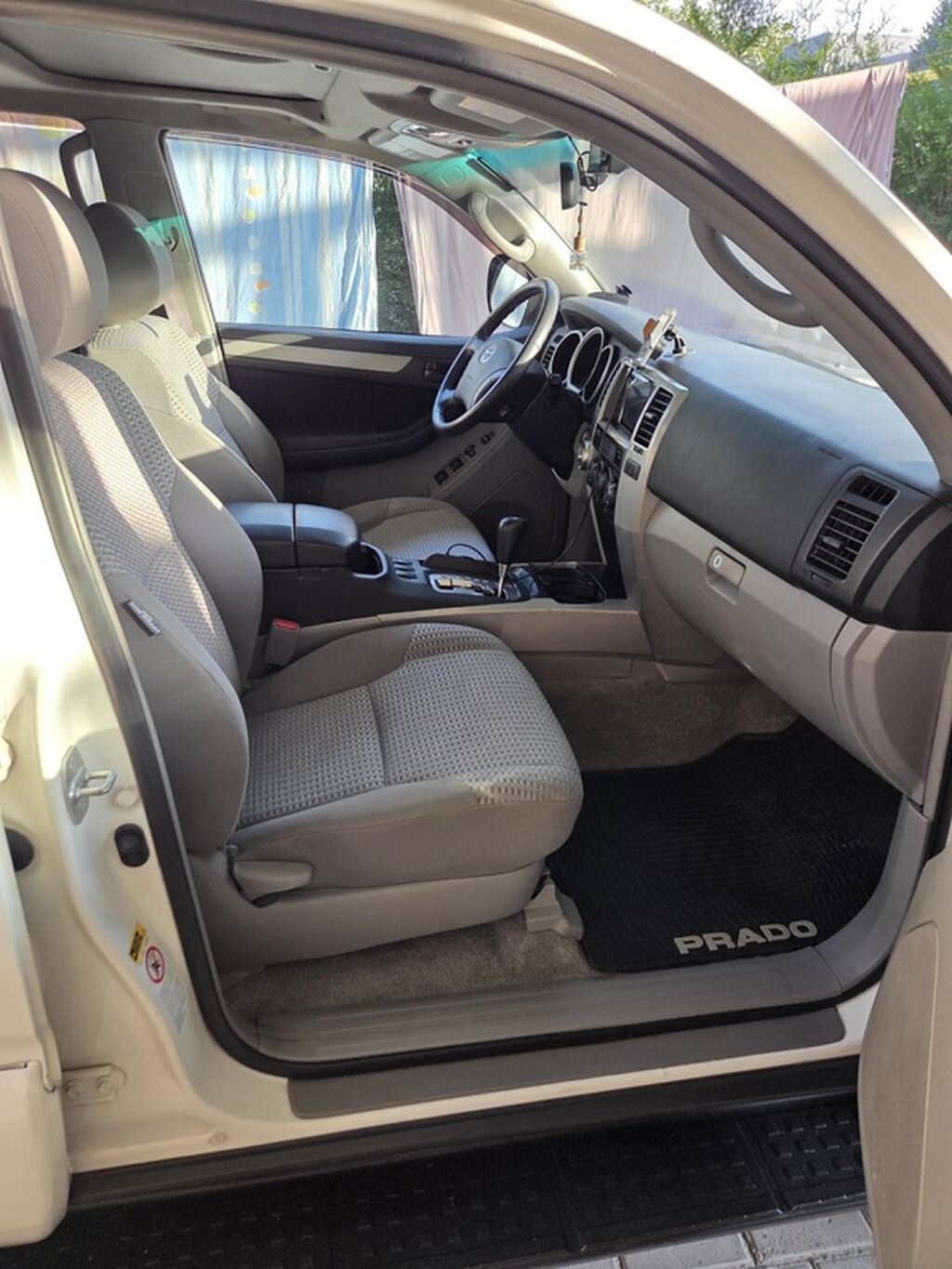 Toyota 4Runner: 2008 г., 4 л, Бензин, Внедорожник: фото 8
