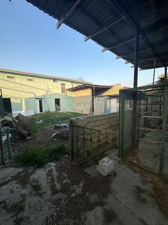 4 otaqlı, 300 kv. m, Kredit yoxdur, Orta təmir