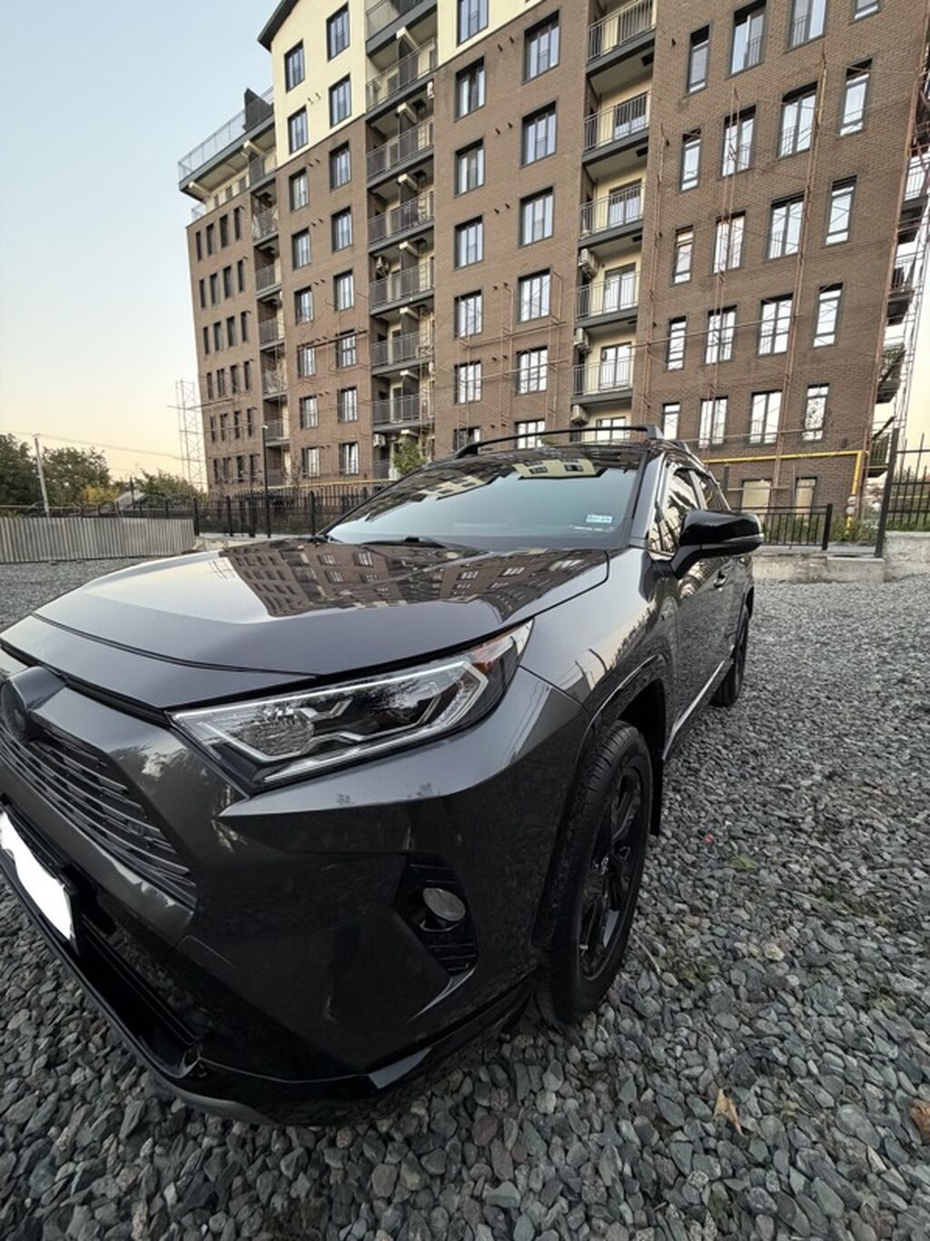 Toyota RAV4: 2019 г., 2.5 л, Автомат, Бензин, Кроссовер: фото 4