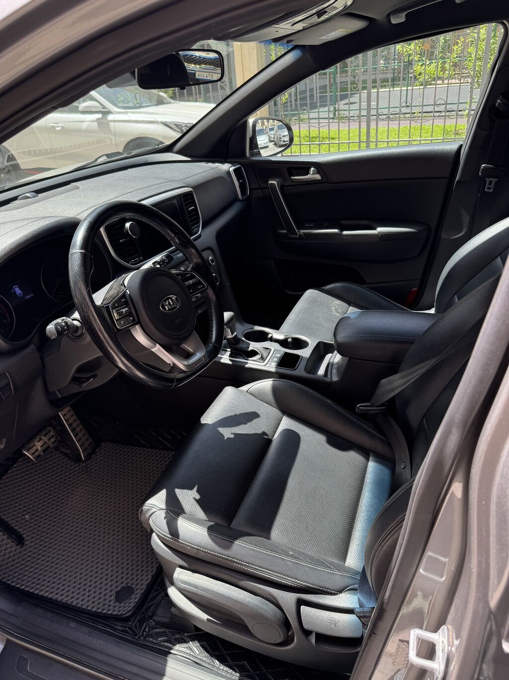 Kia Sportage: 2019 г., 2.4 л, Автомат, Бензин, Кроссовер: фото 4