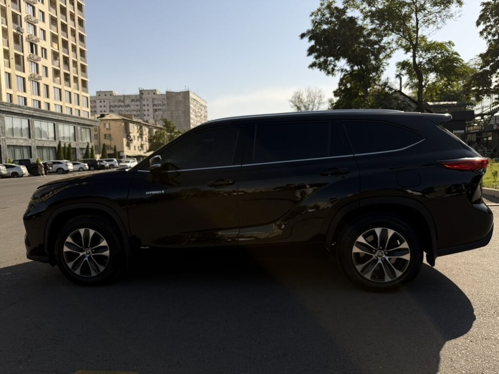 Toyota Highlander: 2021 г., 2.5 л, Автомат, Бензин, Кроссовер: фото 6