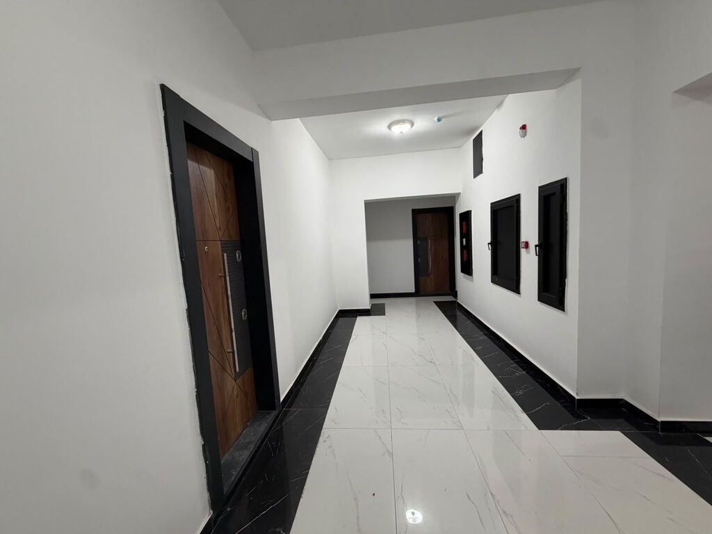 2 otaqlı, Yeni tikili, 111 kv. m