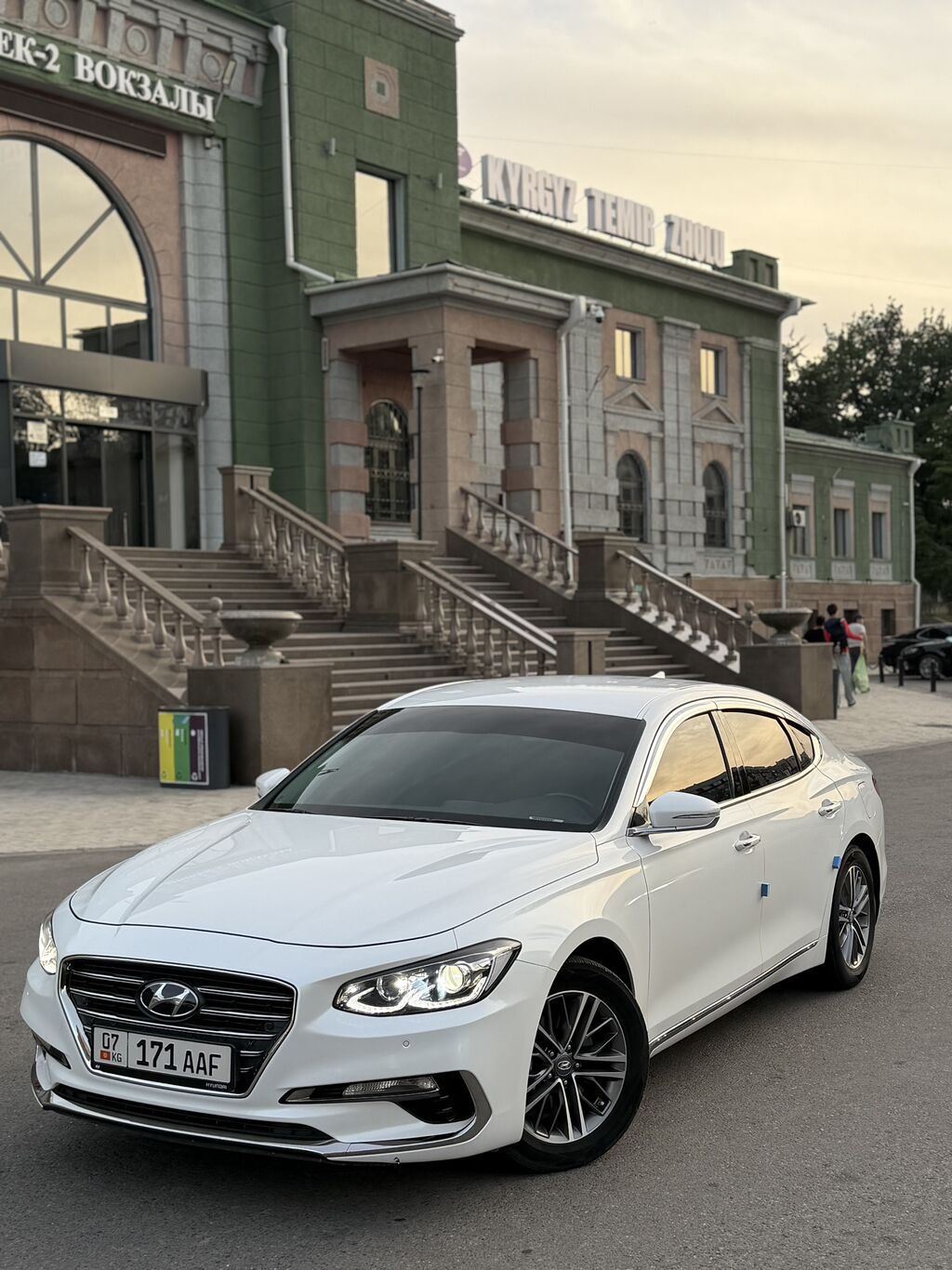Hyundai Grandeur: 2019 г., 3 л, Автомат, Газ, Седан: фото 1