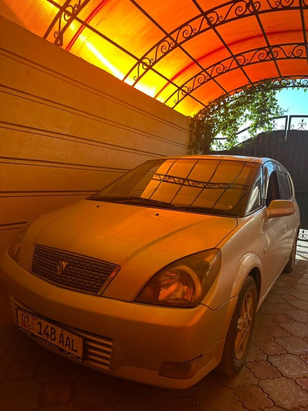 Toyota Opa 2003 г., автомат, бензин: фото 3