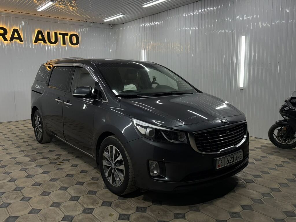 Kia Carnival: 2017 г., 2.2 л, Автомат, Дизель, Минивэн: фото 2