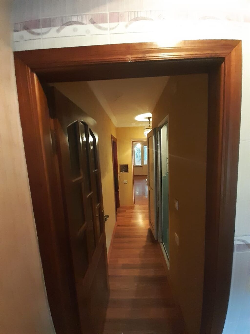 Sumqayıt, 3 otaqlı, Köhnə tikili, 72 kv. m