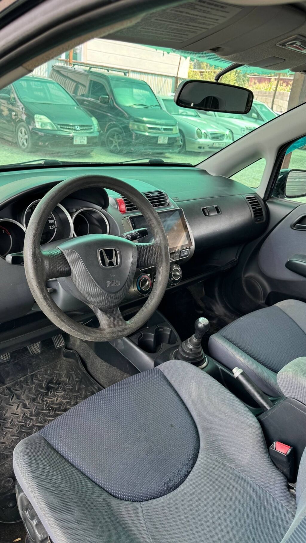 Honda Jazz: 2002 г., 1.3 л, Механика, Бензин, Хэтчбэк: фото 8