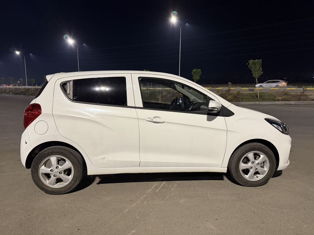 Chevrolet Spark: 2020 г., 1 л, Вариатор, Бензин, Хэтчбэк: фото 7
