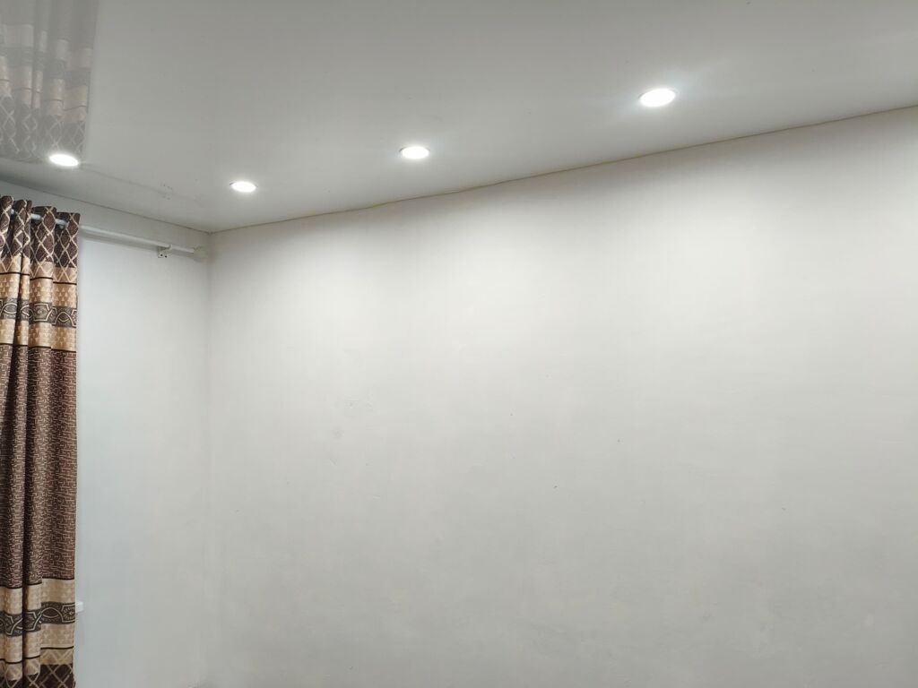1 комната, 36 м², 104 серия, 1 этаж, Евроремонт: фото 1