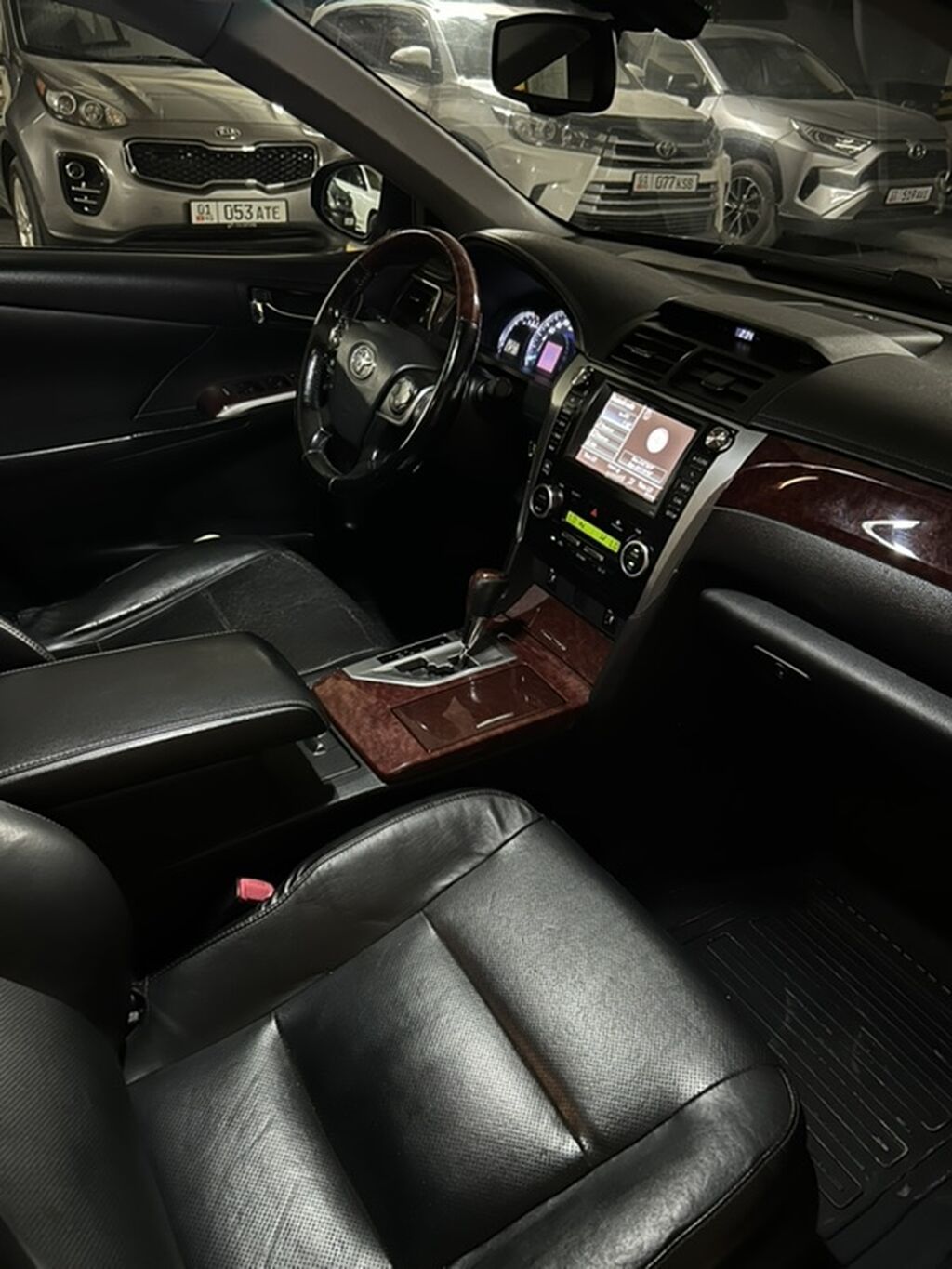 Toyota Camry: 2012 г., 2.5 л, Автомат, Бензин, Седан: фото 2