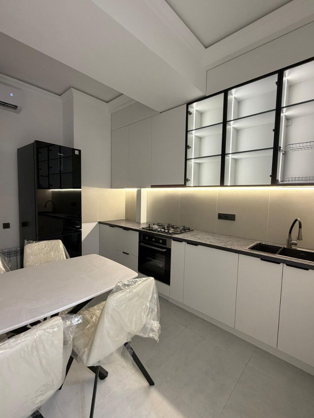 2 комнаты, 63 м², Элитка, 6 этаж, Евроремонт: фото 2