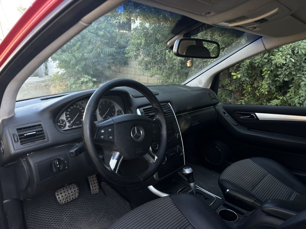 Mercedes-Benz B-Class: 2009 г., Хэтчбэк: фото 6