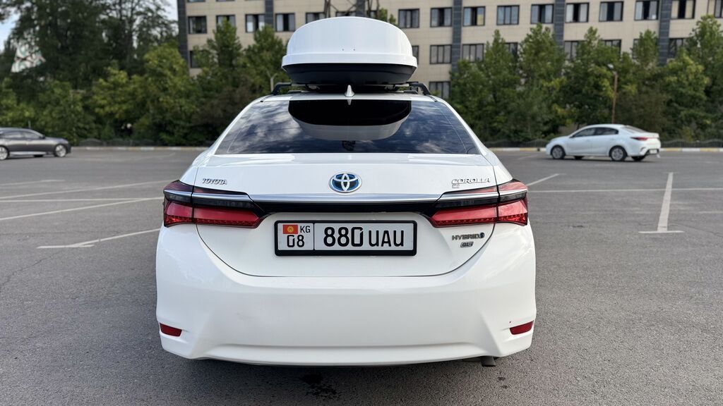Toyota Corolla: 2019 г., 1.8 л, Гибрид: фото 4