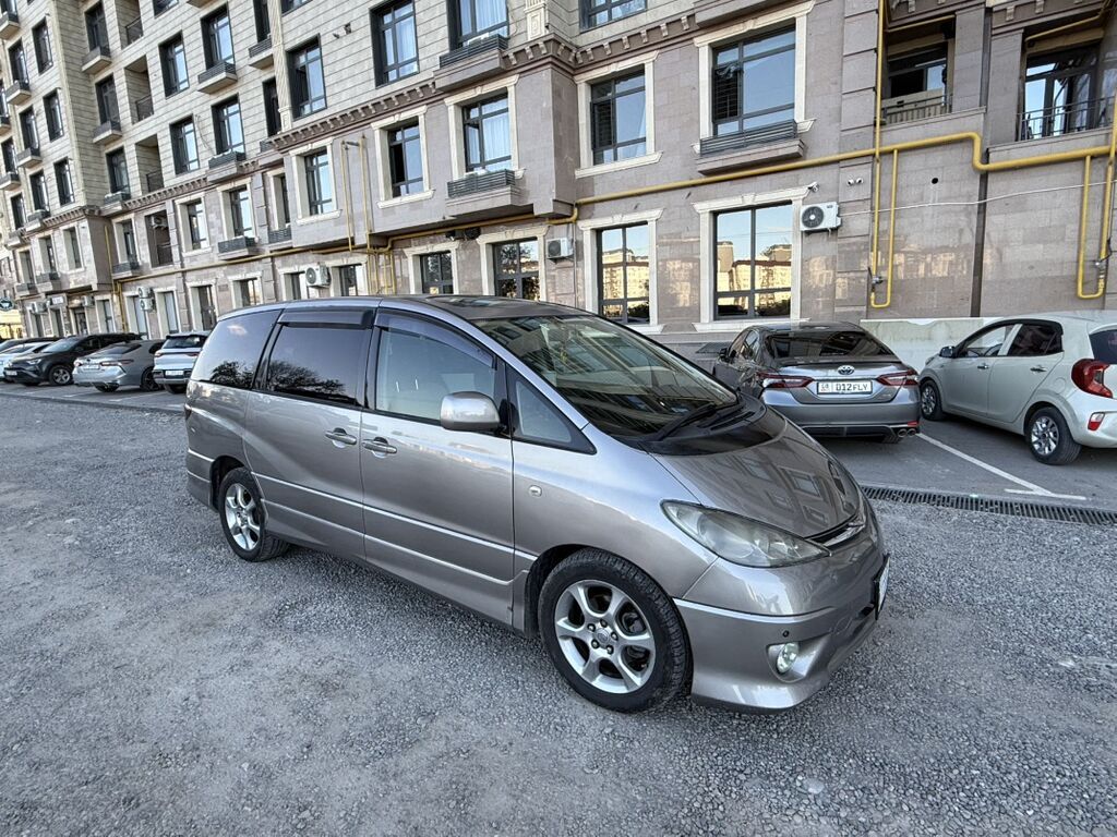 Toyota Estima: 2004 г., 3 л, Автомат, Бензин, Минивэн: фото 5