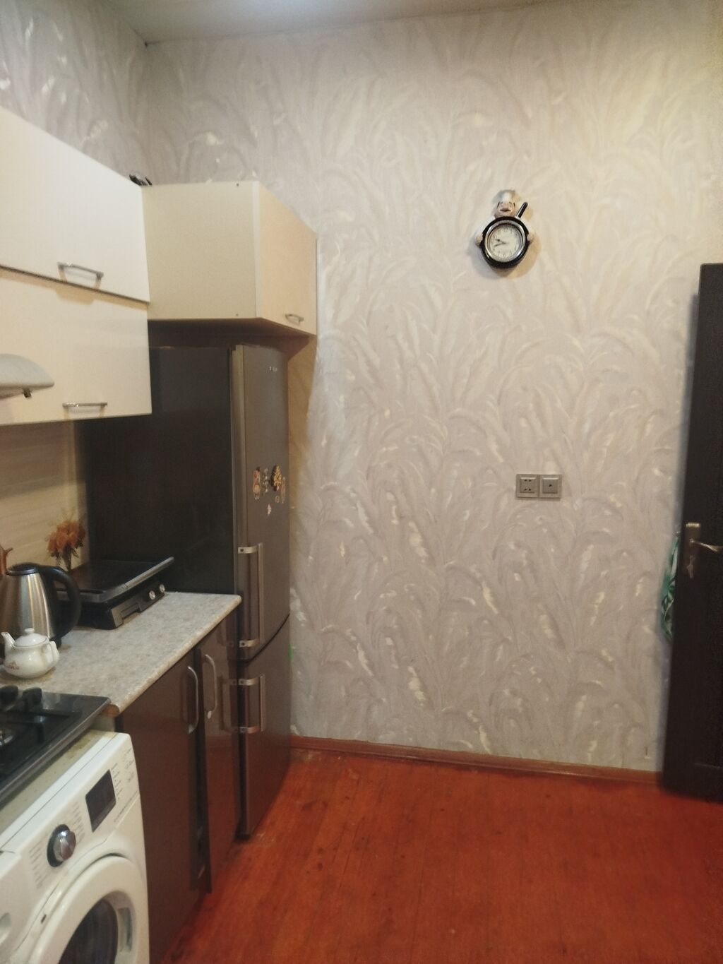 4 otaqlı, 104 kv. m, Kredit yoxdur, Orta təmir