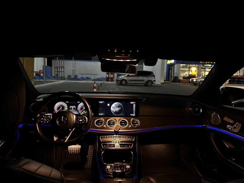 Mercedes-Benz E-Class: 2018 г., 3.5 л, Автомат, Бензин, Седан: фото 3