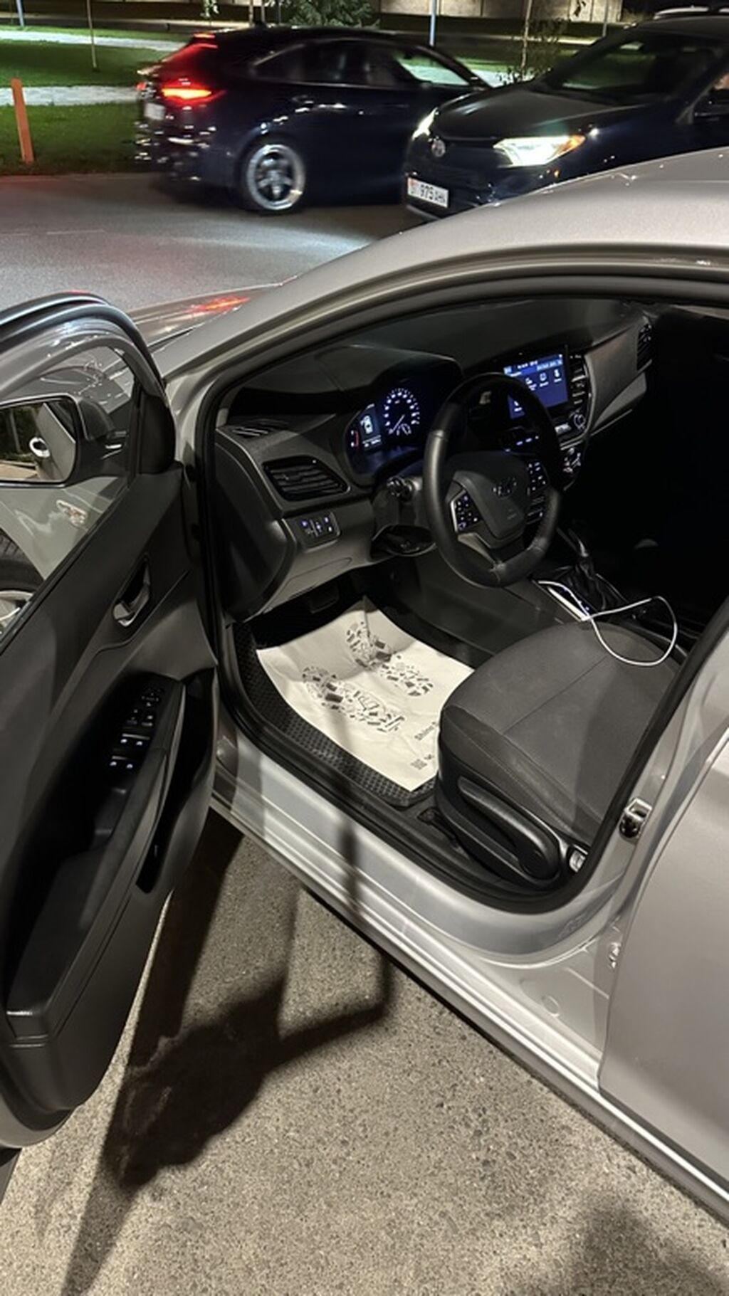 Hyundai Accent: 2021 г., 1.6 л, Автомат, Бензин, Седан: фото 7