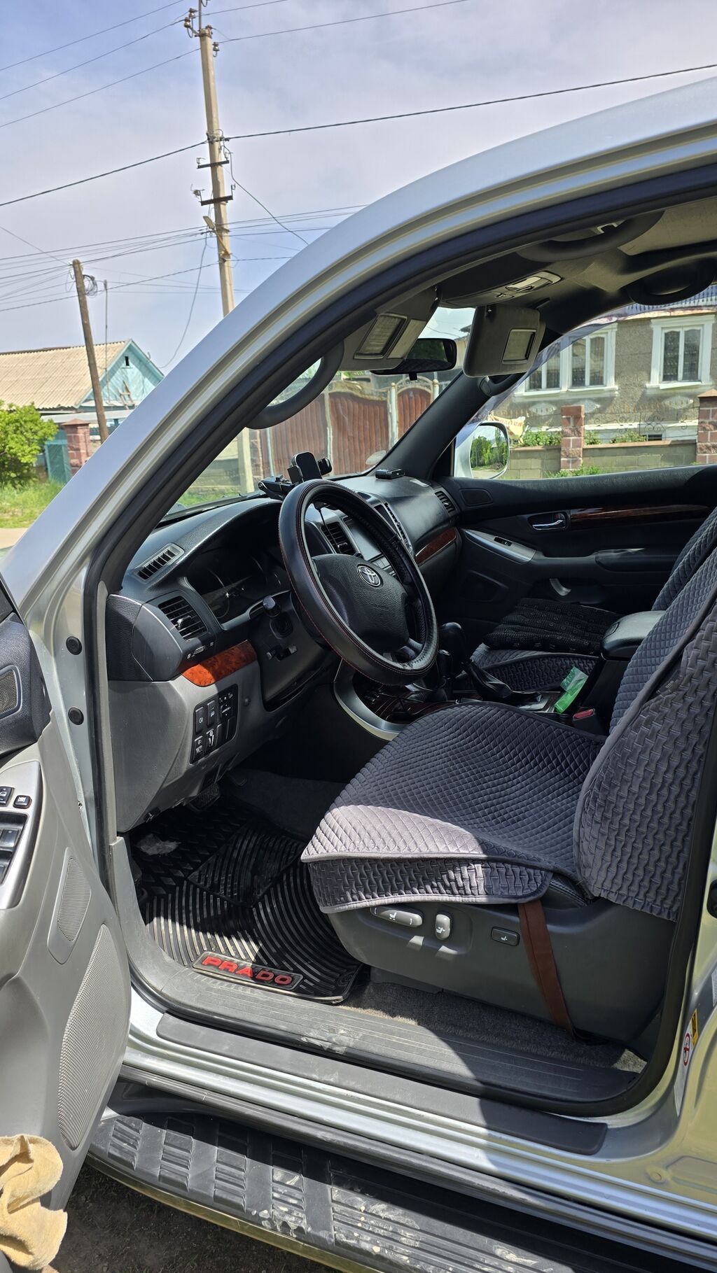 Toyota Land Cruiser Prado: 2005 г., 4 л, Автомат, Газ, Внедорожник: фото 3