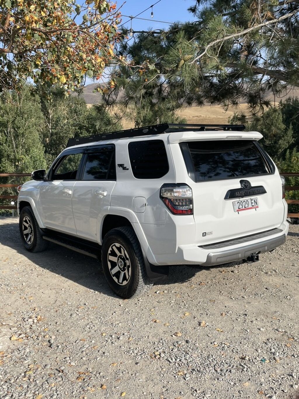 Toyota 4Runner: 2020 г., 4 л, Автомат, Бензин, Внедорожник: фото 6