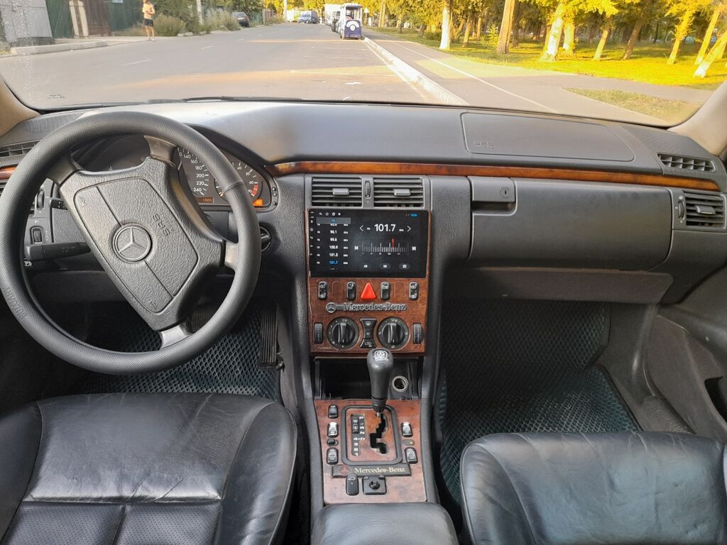 Mercedes-Benz E-класс AMG: 1999 г., 2.4 л, Автомат, Бензин, Седан: фото 5