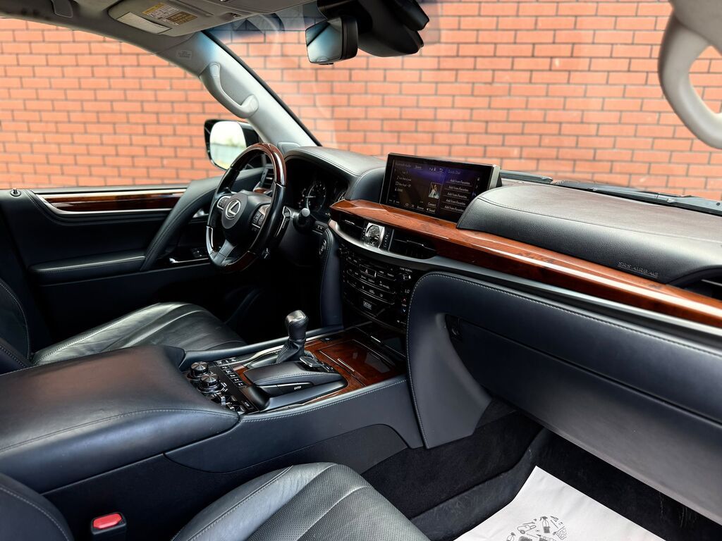 Lexus LX: 2020 г., 5.7 л, Автомат, Бензин, Внедорожник: фото 5