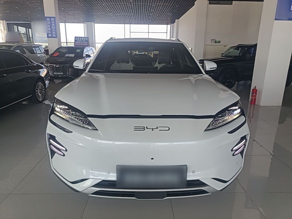 BYD Song Plus: 2023 г., Электромобиль: фото 2