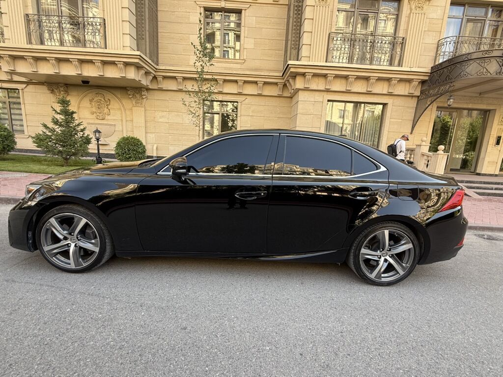 Lexus IS: 2018 г., 2 л, Автомат, Бензин, Седан: фото 7