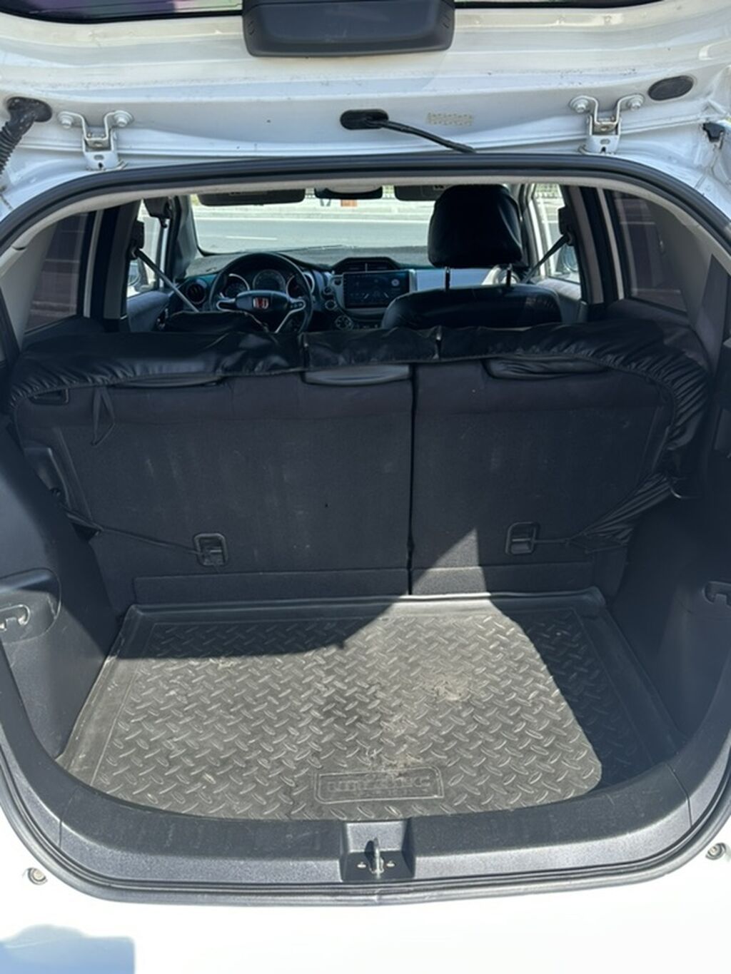 Honda Fit: 2010 г., 1.5 л, Автомат, Бензин, Хэтчбэк: фото 7