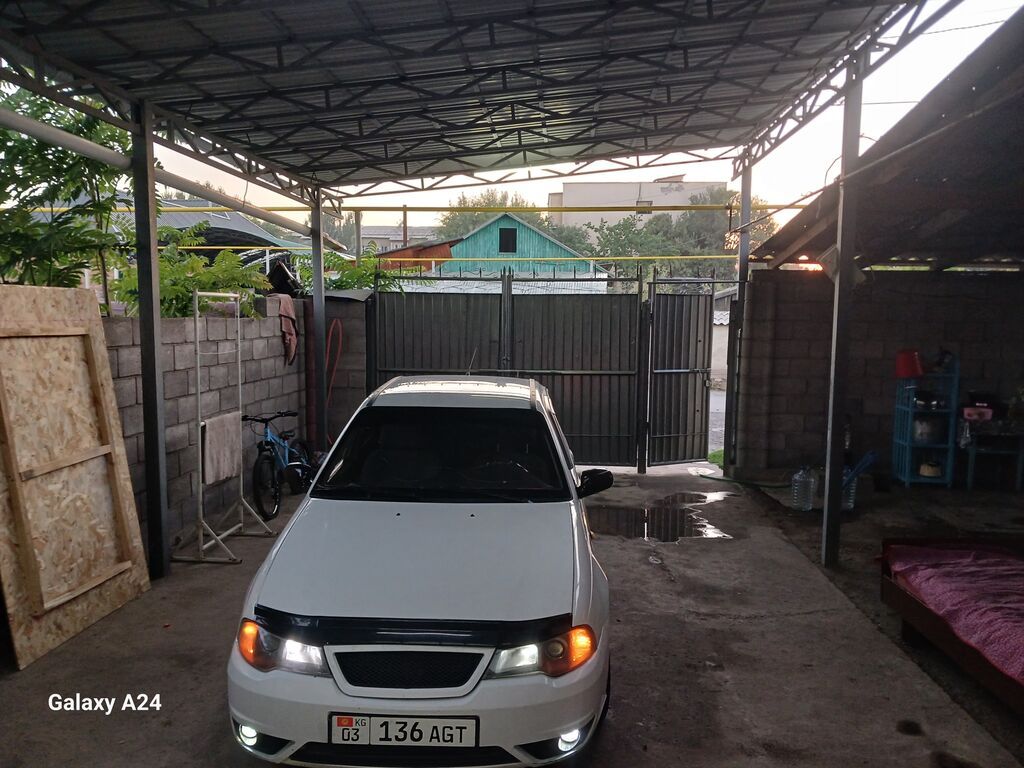 Daewoo Nexia: 2012 г., 1.6 л, Механика, Бензин, Седан: фото 8